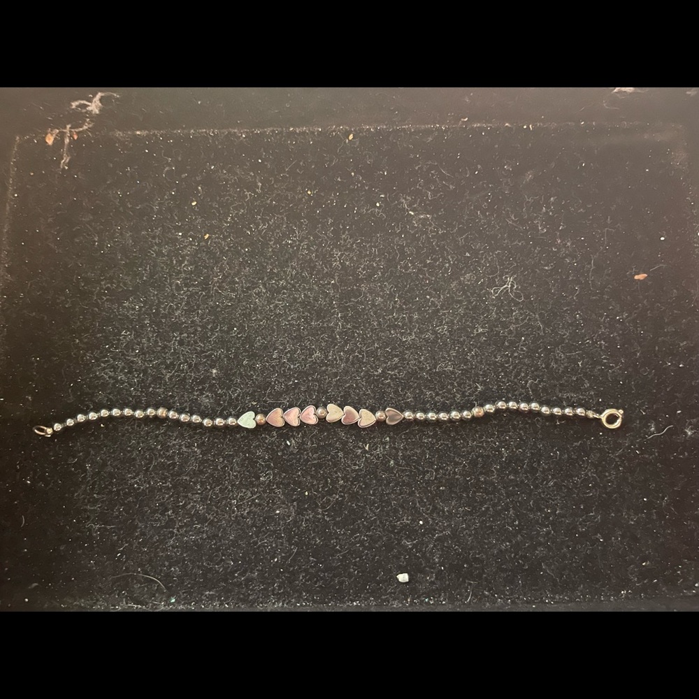 Hematite ball and heart bracelet